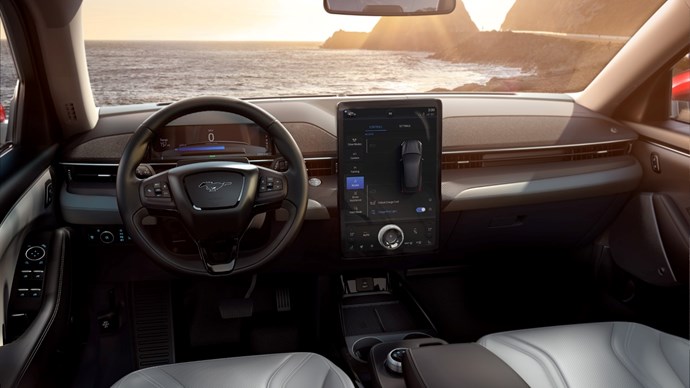 As Mustang Mach E 04